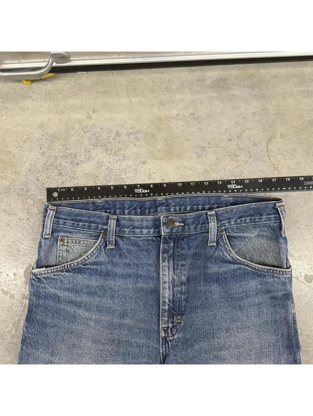 vintage dickies relaxed baggy fit faded blue jeans size 34 x 30